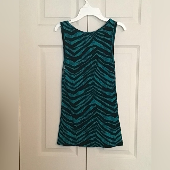 Sequin and Animal Print Teal Tank - Picture 3 of 3